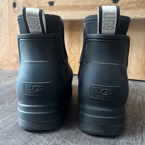 UGG droplet boots - Picture 1 of 6